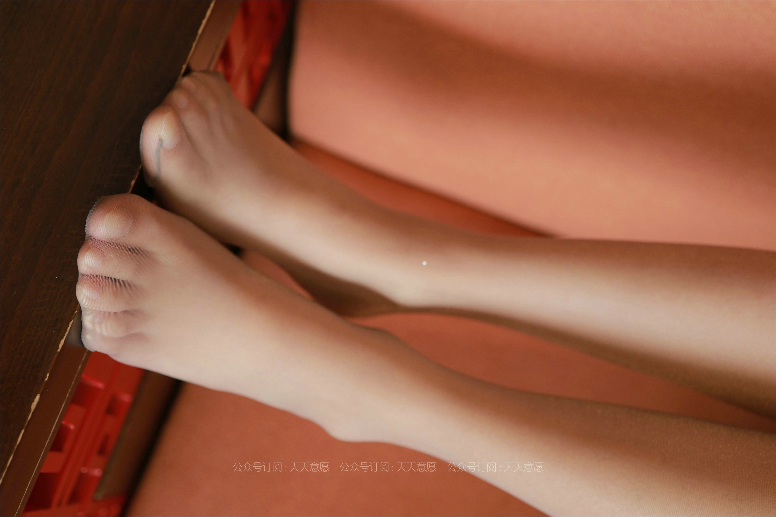 IESS异思趣向  2021.07.26 丝享家871：婉苹《沙发上的OL》